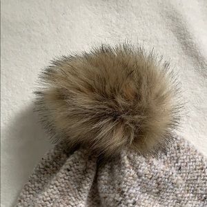 Madewell Accessories - Madewell beanie with Pom Pom NEW Madewell Accessories - Madewell beanie with Pom Pom NEW